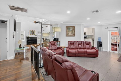 House in Delray Beach, Florida 3 bedrooms, 160.26 sq.m. № 2260884 - photo 21