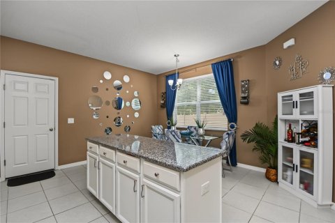 Villa ou maison à vendre à Apopka, Floride: 3 chambres, 162.95 m2 № 2418504 - photo 10