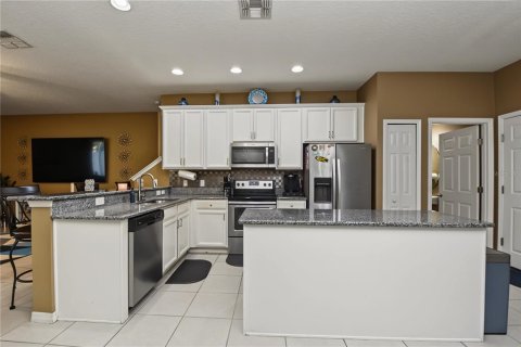 Villa ou maison à vendre à Apopka, Floride: 3 chambres, 162.95 m2 № 2418504 - photo 8