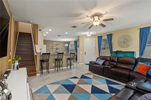 Villa ou maison à vendre à Apopka, Floride: 3 chambres, 162.95 m2 № 2418504 - photo 3