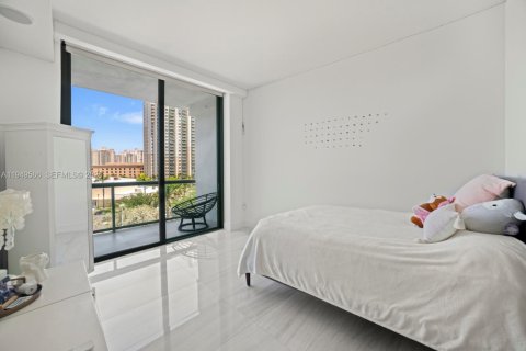 Condo in Aventura, Florida, 3 bedrooms № 2006925 - photo 24