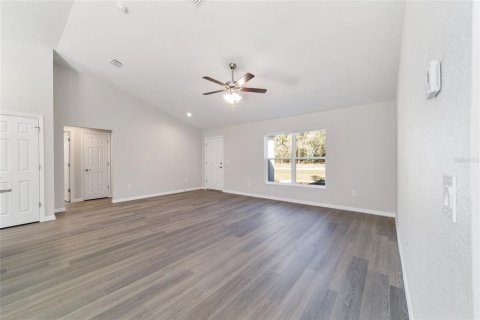 House in Dunnellon, Florida 3 bedrooms, 151.34 sq.m. № 1552676 - photo 10