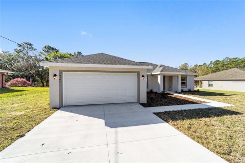 House in Dunnellon, Florida 3 bedrooms, 151.34 sq.m. № 1552676 - photo 1