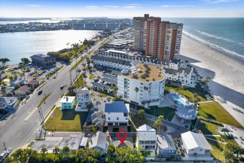 Casa en venta en Redington Shores, Florida, 2 dormitorios, 78.22 m2 № 2108600 - foto 14