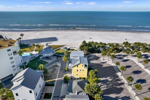 Casa en venta en Redington Shores, Florida, 2 dormitorios, 78.22 m2 № 2108600 - foto 7