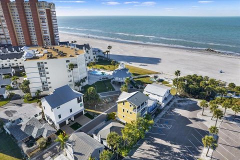 Casa en venta en Redington Shores, Florida, 2 dormitorios, 78.22 m2 № 2108600 - foto 8