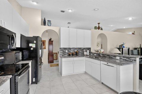 Villa ou maison à vendre à Boynton Beach, Floride: 3 chambres, 162.21 m2 № 2387947 - photo 17