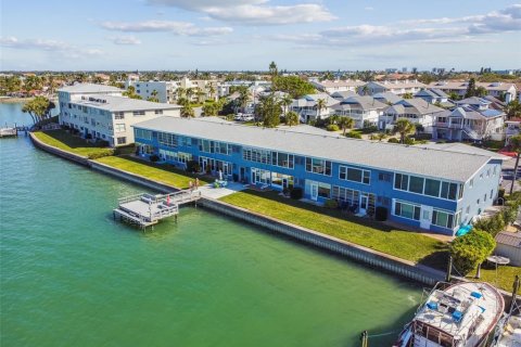 Copropriété à vendre à Treasure Island, Floride: 1 chambre, 52.3 m2 № 1512279 - photo 4