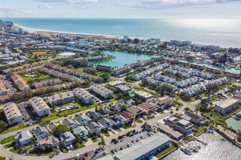 Copropriété à vendre à Treasure Island, Floride: 1 chambre, 52.3 m2 № 1512279 - photo 10