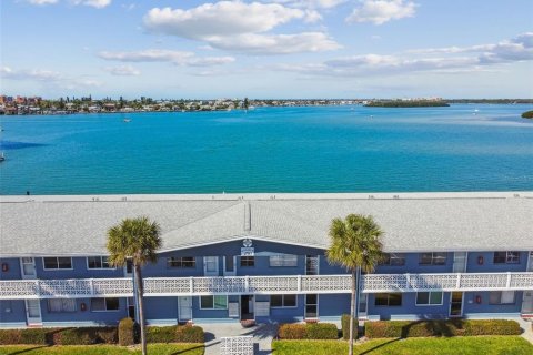 Copropriété à vendre à Treasure Island, Floride: 1 chambre, 52.3 m2 № 1512279 - photo 2