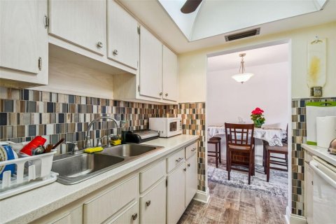 Copropriété à vendre à Treasure Island, Floride: 1 chambre, 52.3 m2 № 1512279 - photo 24