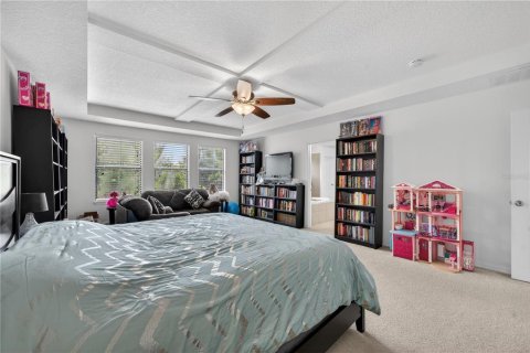 House in Minneola, Florida 4 bedrooms, 266.26 sq.m. № 2223347 - photo 27
