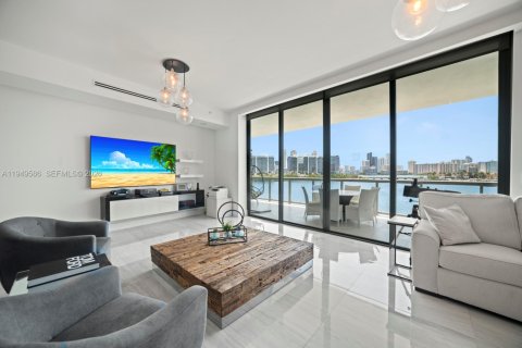Condominio en venta en Aventura, Florida, 3 dormitorios, 249.72 m2 № 2153037 - foto 6