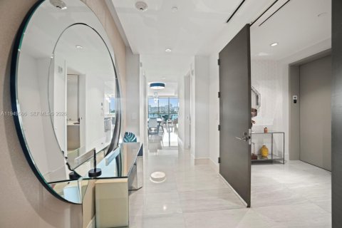 Condominio en venta en Aventura, Florida, 3 dormitorios, 249.72 m2 № 2153037 - foto 12