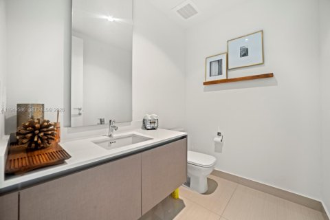 Condominio en venta en Aventura, Florida, 3 dormitorios, 249.72 m2 № 2153037 - foto 26