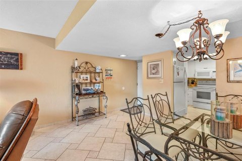 Condominio en venta en New Smyrna Beach, Florida, 2 dormitorios, 92.9 m2 № 2410660 - foto 4