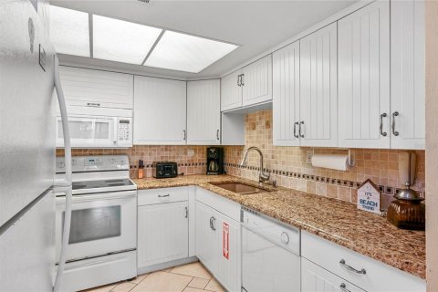 Condominio en venta en New Smyrna Beach, Florida, 2 dormitorios, 92.9 m2 № 2410660 - foto 6