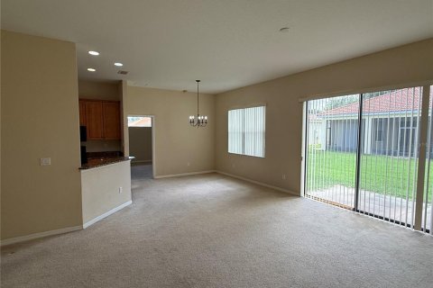House in Kissimmee, Florida 3 bedrooms, 166.39 sq.m. № 2156773 - photo 6