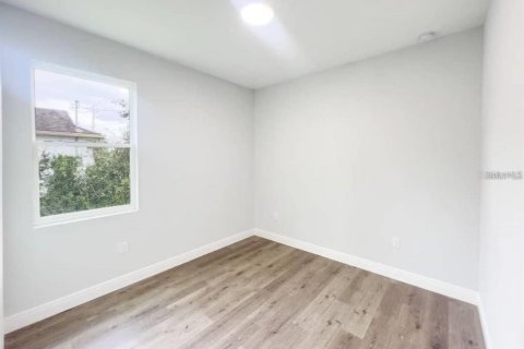 Casa en venta en Kissimmee, Florida, 4 dormitorios, 150.78 m2 № 1906577 - foto 9