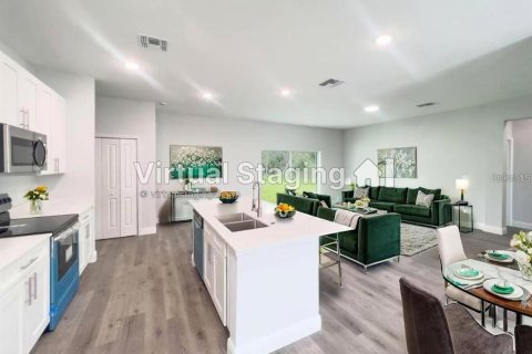 Casa en venta en Kissimmee, Florida, 4 dormitorios, 150.78 m2 № 1906577 - foto 2