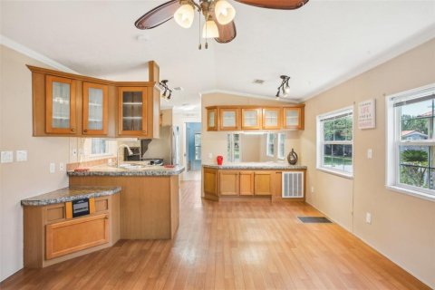 Apartamento en alquiler en Land O' Lakes, Florida, 2 dormitorios, 116.13 m2 № 1791492 - foto 16