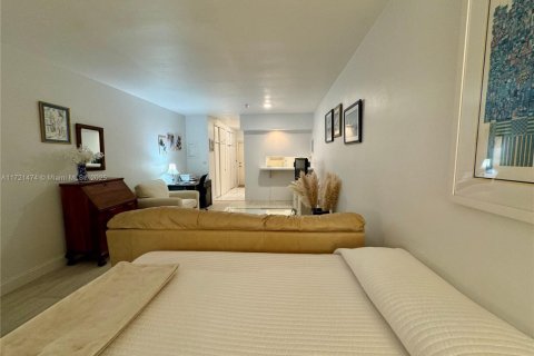 Condo in Coral Gables, Florida № 1984936 - photo 12