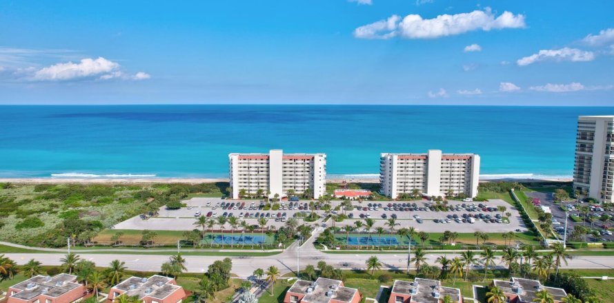 Condo à Jensen Beach, Floride, 2 chambres  № 2167928