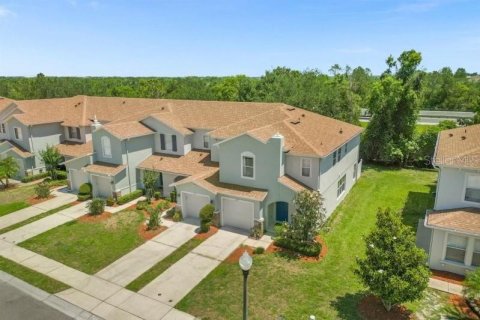 Adosado en venta en Kissimmee, Florida, 3 dormitorios, 163.32 m2 № 1616909 - foto 3