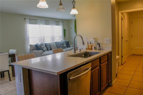 Touwnhouse à vendre à Kissimmee, Floride: 3 chambres, 163.32 m2 № 1616909 - photo 12