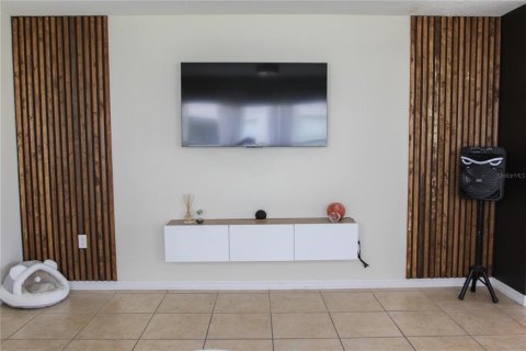 Adosado en venta en Kissimmee, Florida, 3 dormitorios, 163.32 m2 № 1616909 - foto 8
