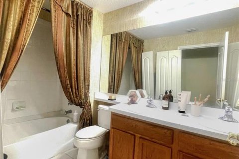 House in Valrico, Florida 4 bedrooms, 183.48 sq.m. № 1547977 - photo 10