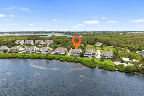 Villa ou maison à vendre à Bradenton, Floride: 3 chambres, 471.94 m2 № 2150364 - photo 10