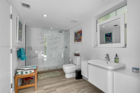 Villa ou maison à vendre à Miami Beach, Floride: 4 chambres, 316.43 m2 № 2045412 - photo 19