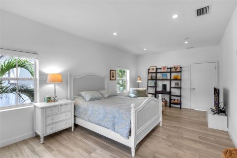 Villa ou maison à vendre à Miami Beach, Floride: 4 chambres, 316.43 m2 № 2045412 - photo 30