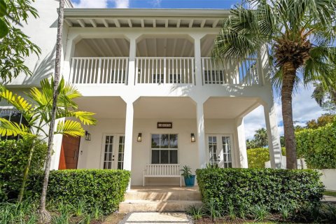 Villa ou maison à Miami Beach, Floride 4 chambres, 316.43 m2 № 2045412