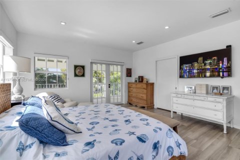 Villa ou maison à vendre à Miami Beach, Floride: 4 chambres, 316.43 m2 № 2045412 - photo 22
