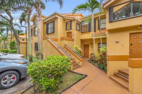 Купить кондоминиум в Майами-Лейкс, Флорида 2 спальни, 102.94м2, № 1971526 - фото 4