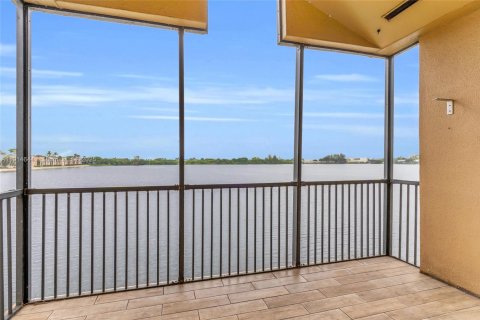 Купить кондоминиум в Майами-Лейкс, Флорида 2 спальни, 102.94м2, № 1971526 - фото 18