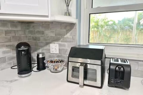 Villa ou maison à vendre à Largo, Floride: 3 chambres, 96.34 m2 № 2398769 - photo 5