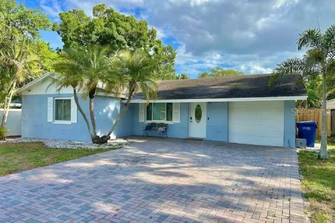 Villa ou maison à Largo, Floride 3 chambres, 96.34 m2 № 2398769