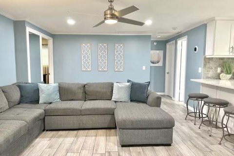 Villa ou maison à vendre à Largo, Floride: 3 chambres, 96.34 m2 № 2398769 - photo 3