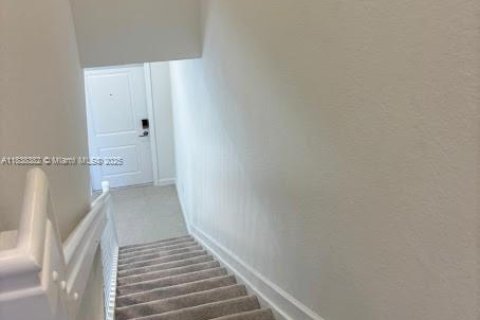 Adosado en alquiler en Florida City, Florida, 4 dormitorios, 151.71 m2 № 1823912 - foto 14
