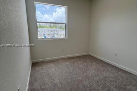 Adosado en alquiler en Florida City, Florida, 4 dormitorios, 151.71 m2 № 1823912 - foto 10
