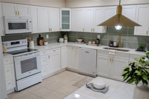 Adosado en venta en Tampa, Florida, 3 dormitorios, 151.62 m2 № 1880776 - foto 12