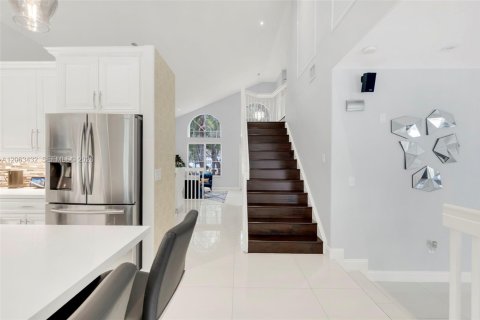Villa ou maison à vendre à Miramar, Floride: 4 chambres, 251.49 m2 № 2266230 - photo 28