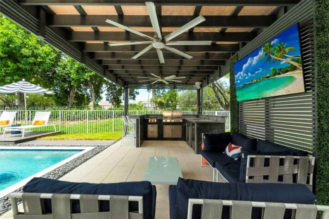 Villa ou maison à vendre à Miramar, Floride: 4 chambres, 251.49 m2 № 2266230 - photo 15