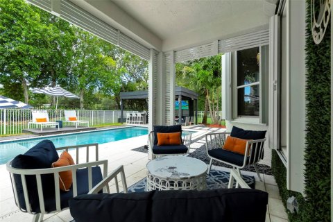 Villa ou maison à vendre à Miramar, Floride: 4 chambres, 251.49 m2 № 2266230 - photo 21