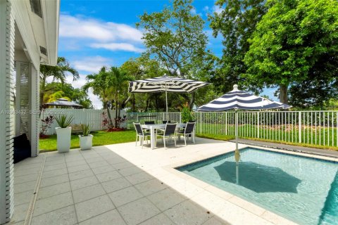 Villa ou maison à vendre à Miramar, Floride: 4 chambres, 251.49 m2 № 2266230 - photo 24