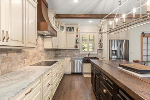 House in Mount Dora, Florida 3 bedrooms, 241.27 sq.m. № 1581889 - photo 7