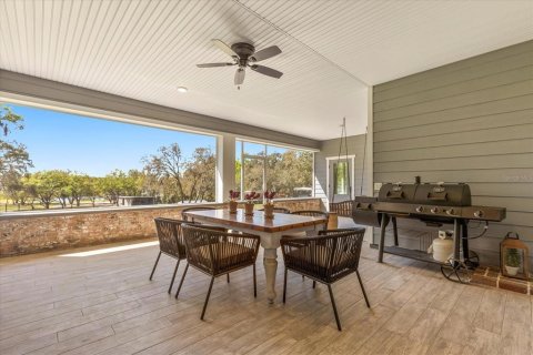 House in Mount Dora, Florida 3 bedrooms, 241.27 sq.m. № 1581889 - photo 29